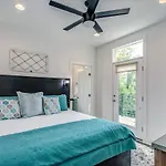 Brand New Music City Townhome - Close To East Nashville & Famous Broadway Street